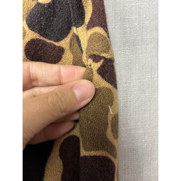 Vintage Woolrich Camoflauge Duck Camo Frog Skin 100% Wool Button Size L Made USA - Picture 6 of 11